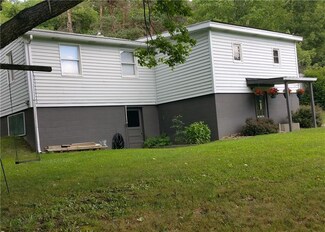 1175 Barr Slope Rd, Clymer, PA 15728