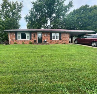 124 W Mary Anne St, Waverly, KY 42462