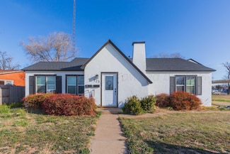 525 SE 2nd St, Tulia, TX 79088