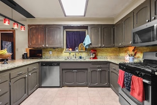 20106 Bonita Way, Redding, CA 96002
