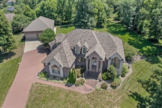 1714 Worcester Ln, Columbia, MO 65203