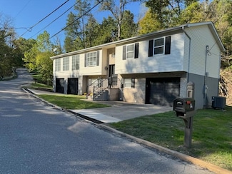 14 Lost Valley Dr, Huntington, WV 25705