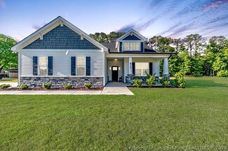 632 Hayes Rd, Spring Lake, NC 28390