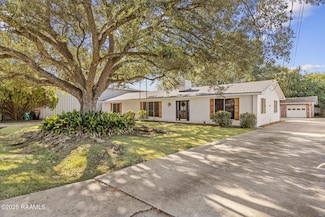100 Cecile Dr, Lafayette, LA 70508