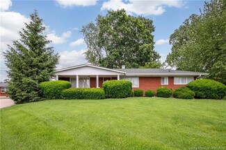 23 Oxford Dr, New Albany, IN 47150