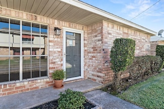 1121 Park Meadow Dr, Beaumont, TX 77706