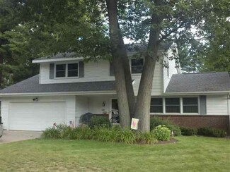1008 Woodward Ave, Rothschild, WI 54474
