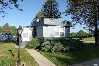 710 Century Estates, Galesburg, IL 61401