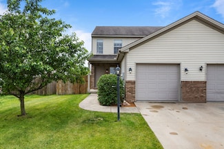 3709 Boulder Ridge Dr, Champaign, IL 61822