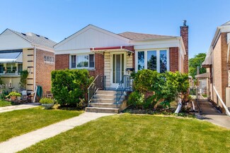 2326 Hainsworth Ave, Riverside, IL 60546