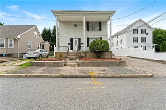 11 W Lawn Ave, Pawtucket, RI 02860