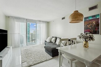 335 S Biscayne Blvd Unit 2801, Miami, FL 33131