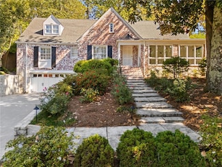 561 Peachtree Battle Ave NW, Atlanta, GA 30305