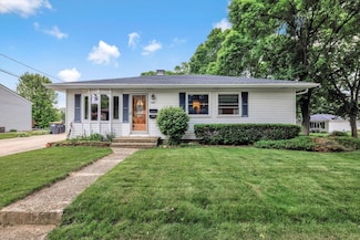 1981 Jan Ave, Waukesha, WI 53188