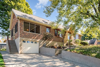 1660 Amsterdam Rd, Fort Wright, KY 41011