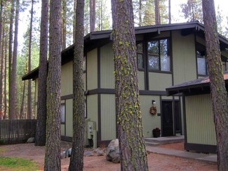 6 Graeagle Meadows Rd, Graeagle, CA 96103