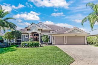 9965 Clear Lake Cir, Naples, FL 34109