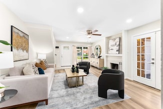 2633 Via Cordova, Carrollton, TX 75006