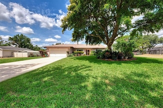 6011 91st St E, Bradenton, FL 34202