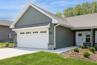 1070 Switchgrass Ln, Ely, IA 52227