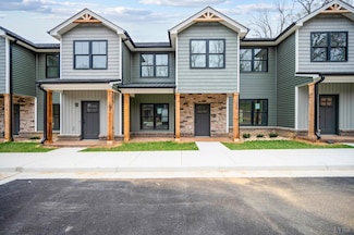 1006 Wythe Dr, Forest, VA 24551