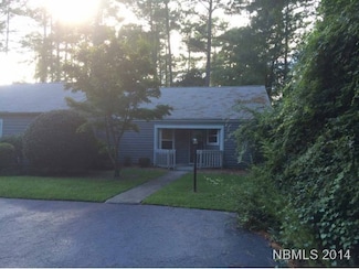 3102 Country Club Rd, New Bern, NC 28562