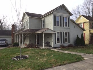 129 W 1st St, Warren, IN 46792