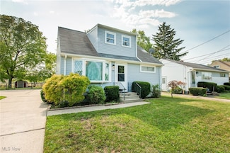 5949 Westbrook Dr, Brookpark, OH 44142