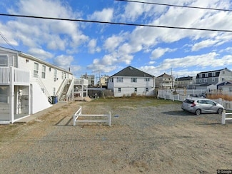 76 N End Blvd, Salisbury, MA 01952