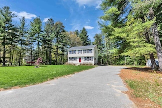 3 Pond View Dr, Litchfield, NH 03052