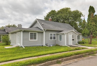 2841 Des Moines St, Des Moines, IA 50317