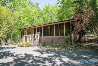 93 County Road 600, Mentone, AL 35984