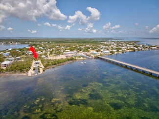 1667 Bogie Dr, Big Pine Key, FL 33043