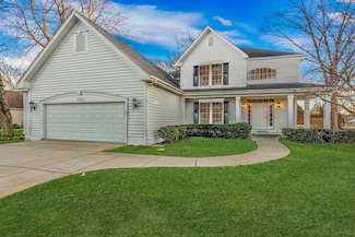 1127 Palmer Ct, Crystal Lake, IL 60014
