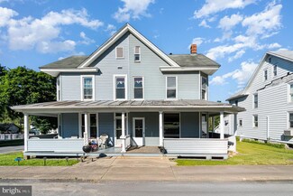 53 N Market St, Millerstown, PA 17062
