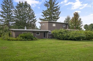 405 Troy Rd, Ithaca, NY 14850