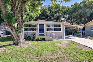 105 Mason St, Auburndale, FL 33823