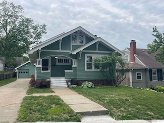 5553 Mayberry St, Omaha, NE 68106