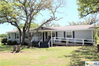 9438 State Highway 123 N, Stockdale, TX 78160
