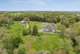 8 Farms Edge Way, Cumberland Center, ME 04021