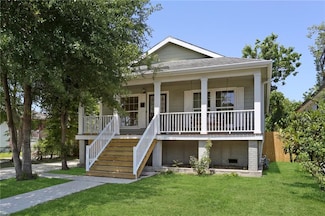 8521 Edinburgh St, New Orleans, LA 70118