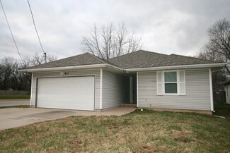611 N Park Ave, Springfield, MO 65802
