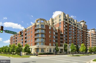 3650 S Glebe Rd Unit 371, Arlington, VA 22202