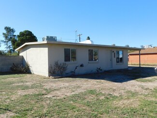 5672 E Calle Silvosa, Tucson, AZ 85711