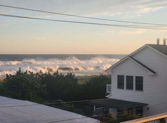 176 Ocean Walk Unit 17, Sayville, NY 11782