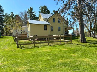 27 Pine St, Eustis, ME 04982