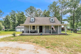 9242 Wayne Trace, Fort Wayne, IN 46816