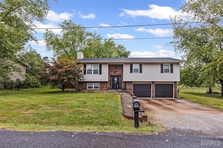 106 James Dr, Troy, IL 62294