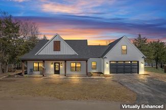 233 Green Cypress Ln, Shell Knob, MO 65747