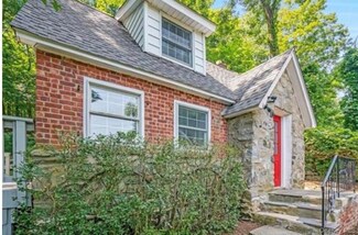 55 Beekman Dr, Carmel, NY 10512